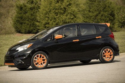 2016 Nissan Versa Note Color Studio 3