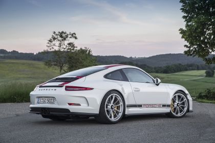 2016 Porsche 911 ( 991 type II ) R 11
