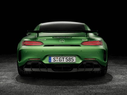 2016 Mercedes-AMG GT R 6