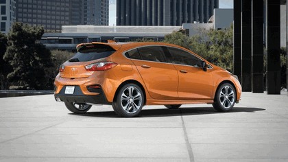 2017 Chevrolet Cruze Hatch 2