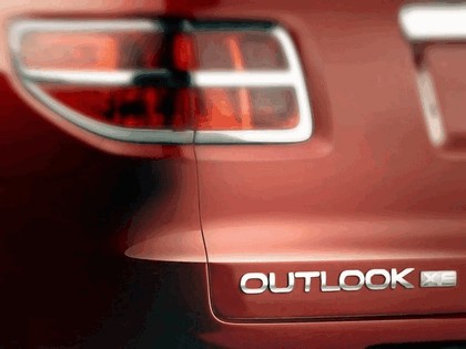 2007 Saturn Outlook XE 1