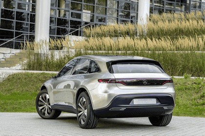 2016 Mercedes-Benz Generation EQ concept 20