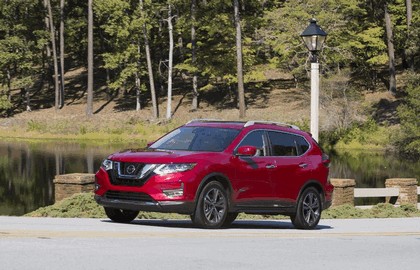 2017 Nissan Rogue Hybrid 7