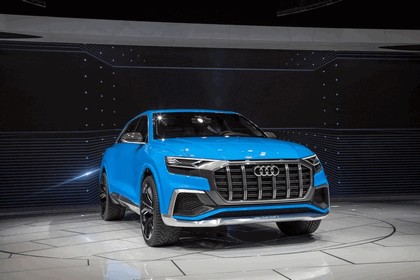 2017 Audi Q8 concept 20