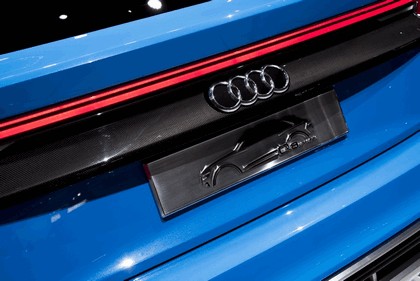 2017 Audi Q8 concept 30