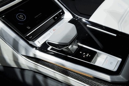 2017 Audi Q8 concept 44
