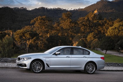 2017 BMW 530e iPerformance 4