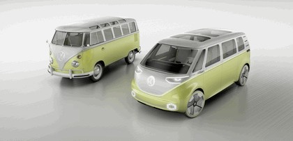 2017 Volkswagen I.D. Buzz concept 20