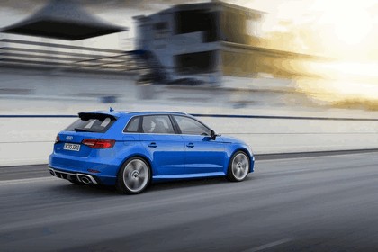 2017 Audi RS 3 Sportback 2.5 TFSI quattro S tronic 12