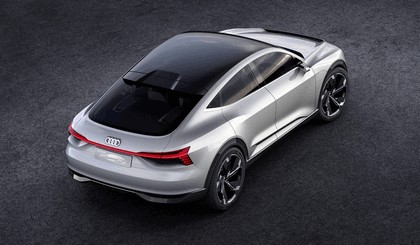 2017 Audi e-tron Sportback concept 6