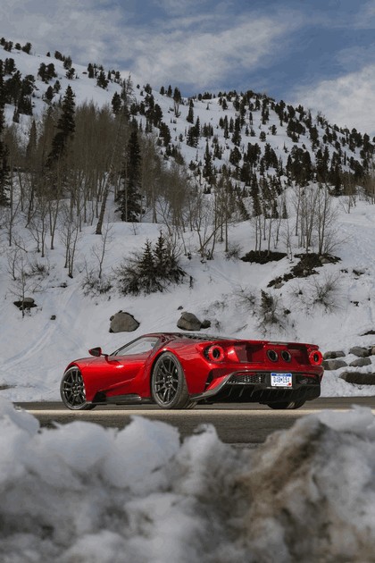 2017 Ford GT 11