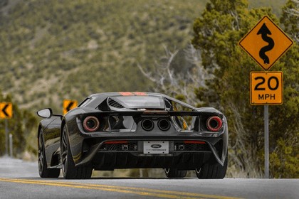 2017 Ford GT 28