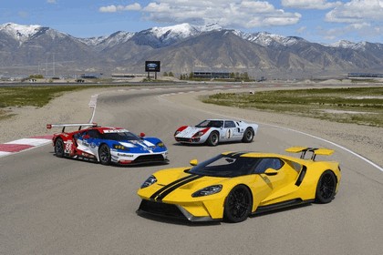 2017 Ford GT 37