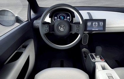 2007 Volkswagen Up concept 11