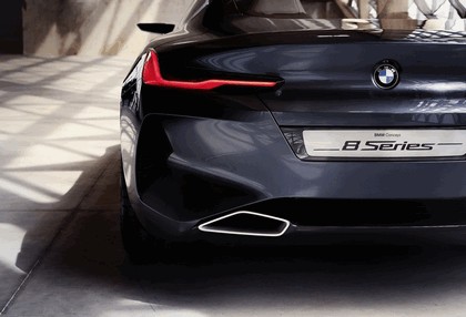 2017 BMW Concept 8 Series 12