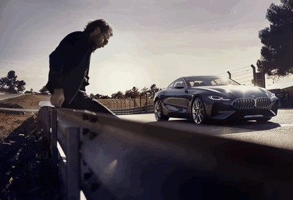 2017 BMW Concept 8 Series 16