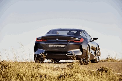 2017 BMW Concept 8 Series 33