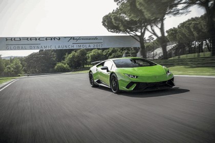 2017 Lamborghini Huracán Performante 8