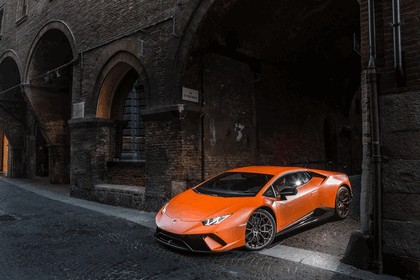 2017 Lamborghini Huracán Performante 19