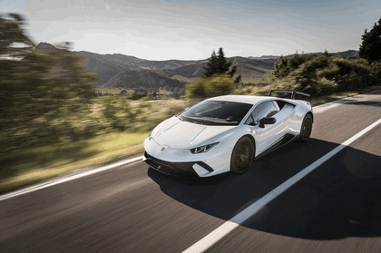 2017 Lamborghini Huracán Performante 24