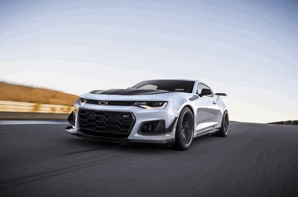 2017 Chevrolet Camaro ZL1 1LE 3