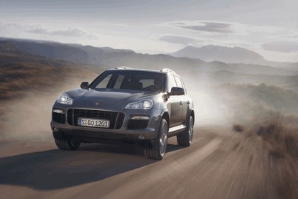 2007 Porsche Cayenne Turbo 4