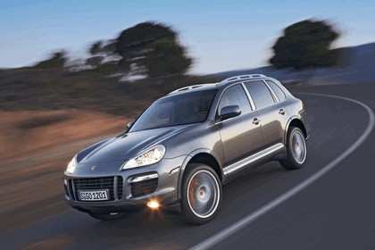 2007 Porsche Cayenne Turbo 10