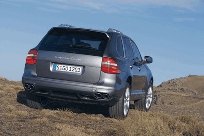 2007 Porsche Cayenne Turbo 16