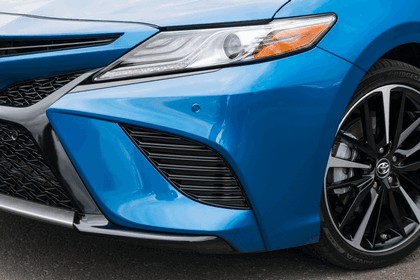 2018 Toyota Camry 11