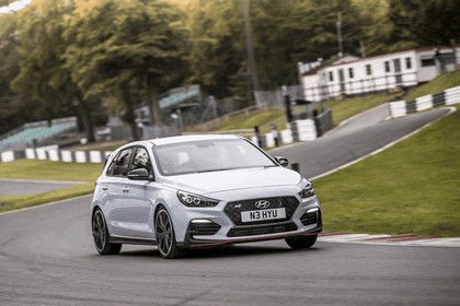 2017 Hyundai i30 N - UK version 6