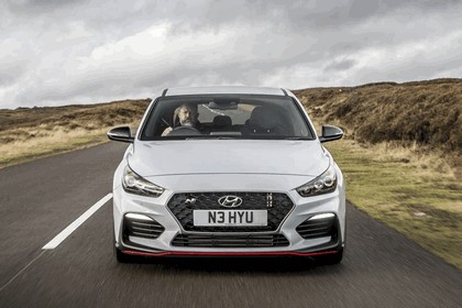 2017 Hyundai i30 N - UK version 14