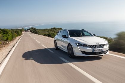 2018 Peugeot 508 SW 26