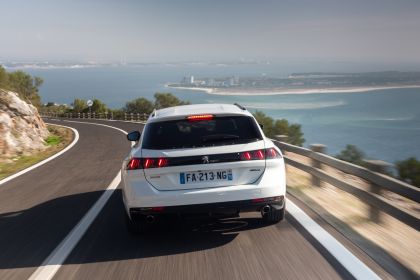 2018 Peugeot 508 SW 38