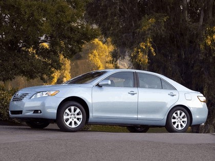 2007 Toyota Camry XLE 2