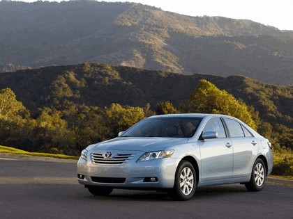 2007 Toyota Camry XLE 3