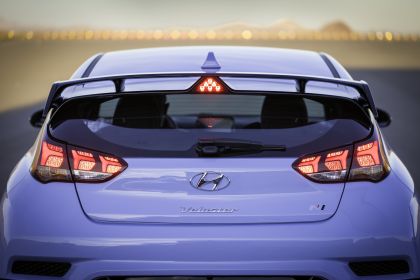 2019 Hyundai Veloster N 28