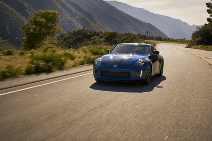 2019 Nissan 370z coupé - USA version 16