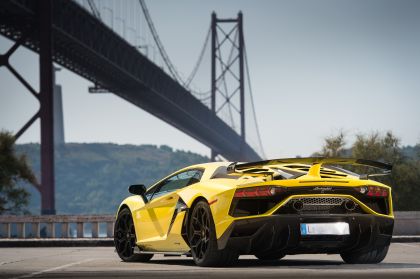 2018 Lamborghini Aventador SVJ 39