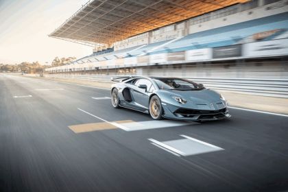 2018 Lamborghini Aventador SVJ 83