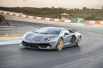 2018 Lamborghini Aventador SVJ 87