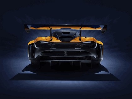 2018 McLaren 720S GT3 5