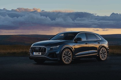 2019 Audi Q8 - UK version 2