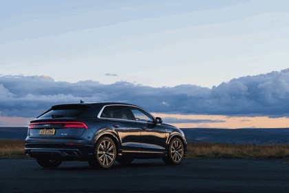 2019 Audi Q8 - UK version 5
