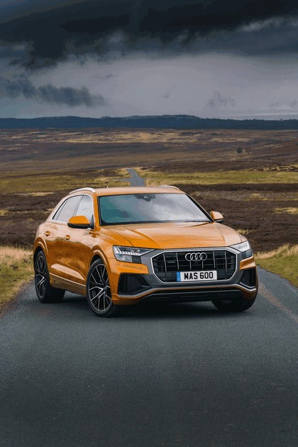 2019 Audi Q8 - UK version 24