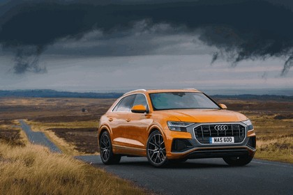 2019 Audi Q8 - UK version 26