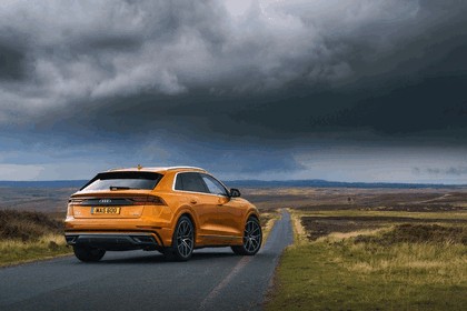 2019 Audi Q8 - UK version 30