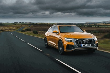 2019 Audi Q8 - UK version 38