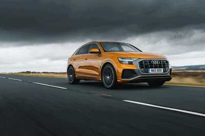 2019 Audi Q8 - UK version 40