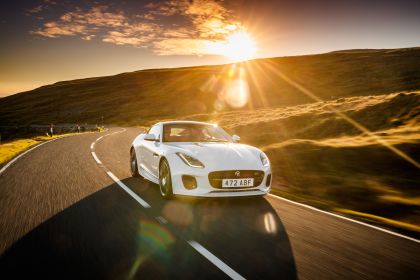 2018 Jaguar F-Type Chequered Flag edition 4