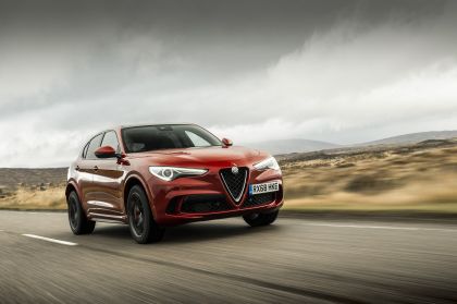 2018 Alfa Romeo Stelvio Quadrifoglio - UK version 19